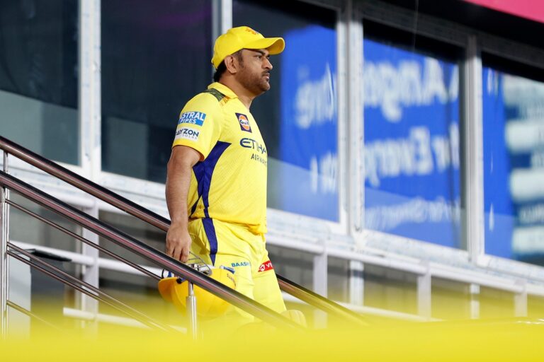 CSK Coach Hits Bullseye As He Explains Reason Behind Dhoni's Batting Spot