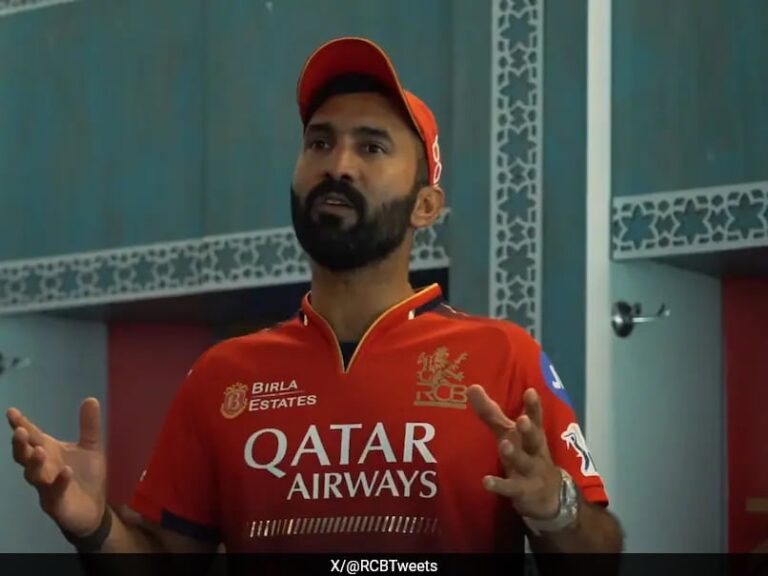 Dinesh Karthik's Inspiring Speech In Dressing Room Sets Up RCB For Playoffs
