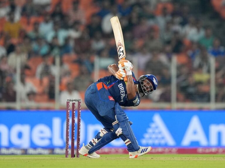 Watch: Rishabh Pant Slams No-Look Six For LSG vs GT. Shot Goes Viral